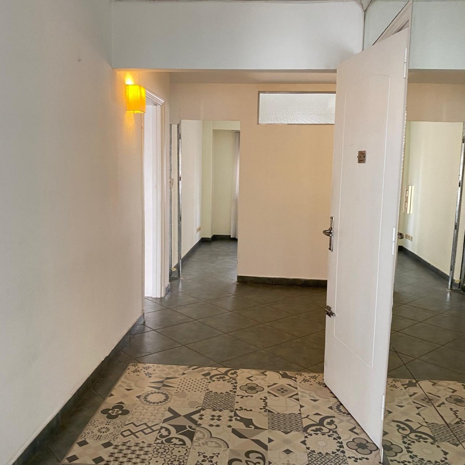 Venta semipiso San Martin e H Yrigoyen