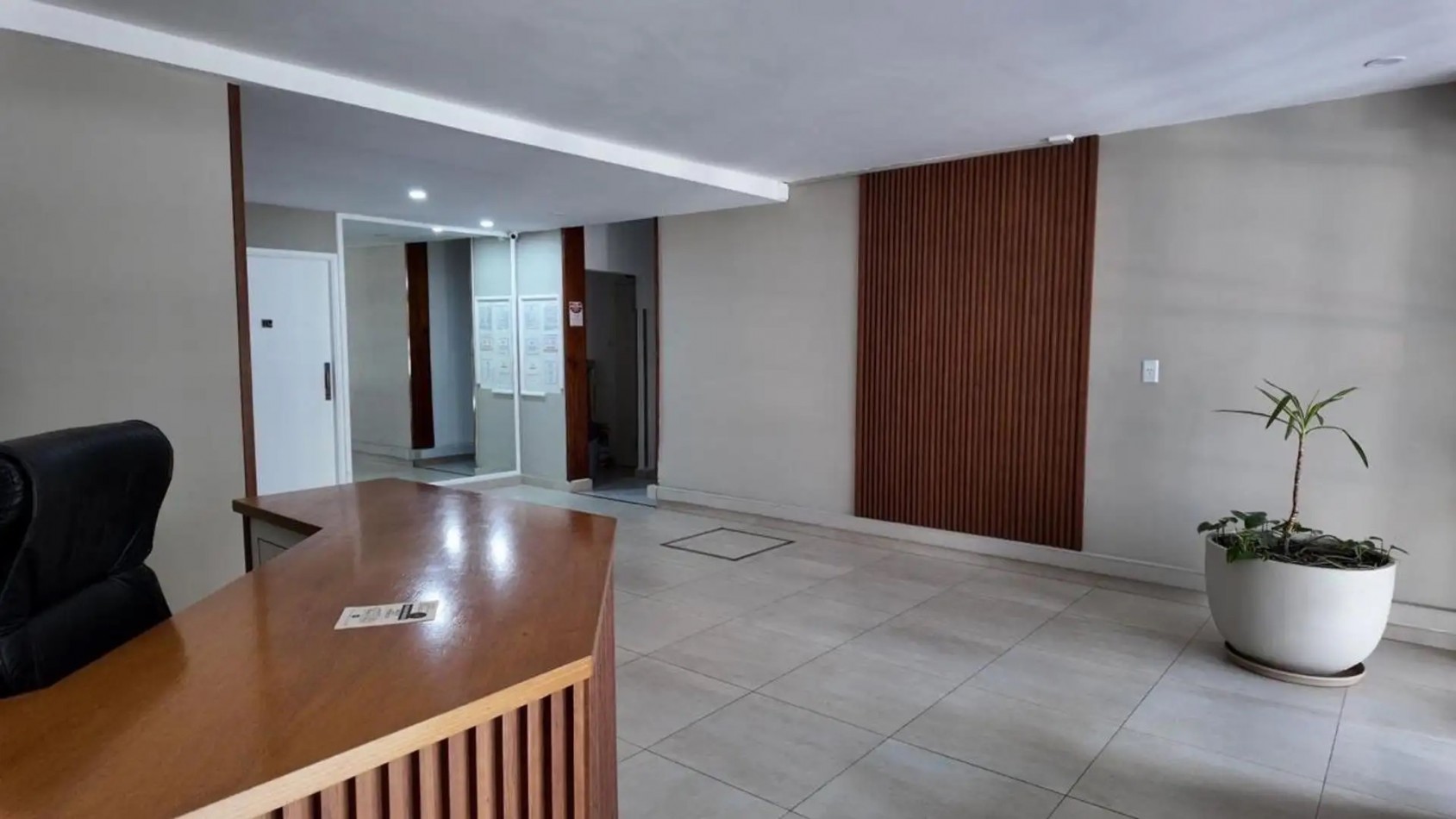 Monoambiente Plaza Mitre Colon 2628