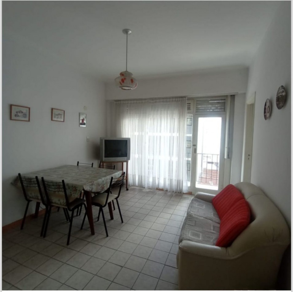 Dto 2 amb a la calle  Gascon 1630