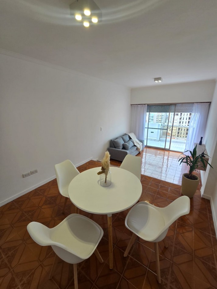 2 amb balcon y cochera Independencia 1449