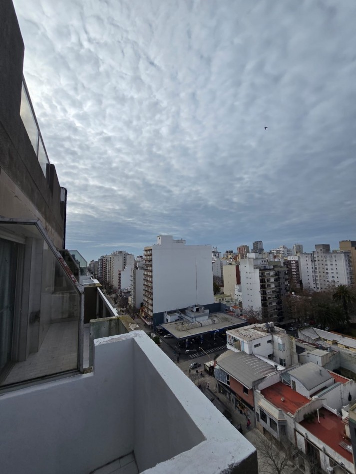 2 amb balcon y cochera Independencia 1449