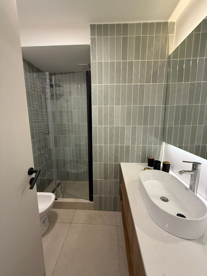 3 amb a la calle c/balcon Av Colon 3020