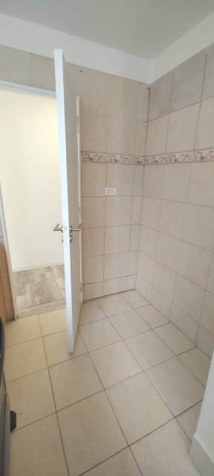 2 am a la calle con balcon y dependencia Belgrano 2350