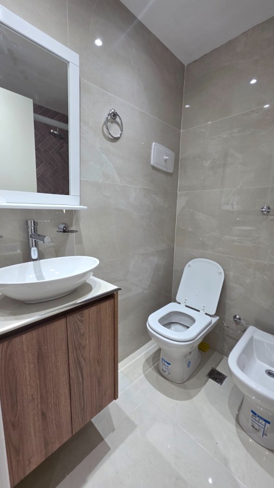 2 amb al frente Bolivar 2306