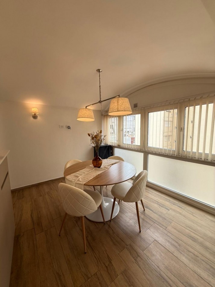 Dto 3 amb en dos plantas San Luis 1830